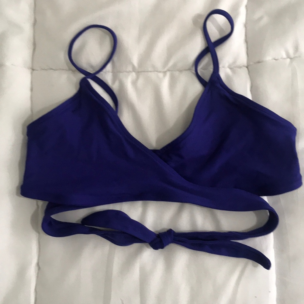 L space wrap bikini top